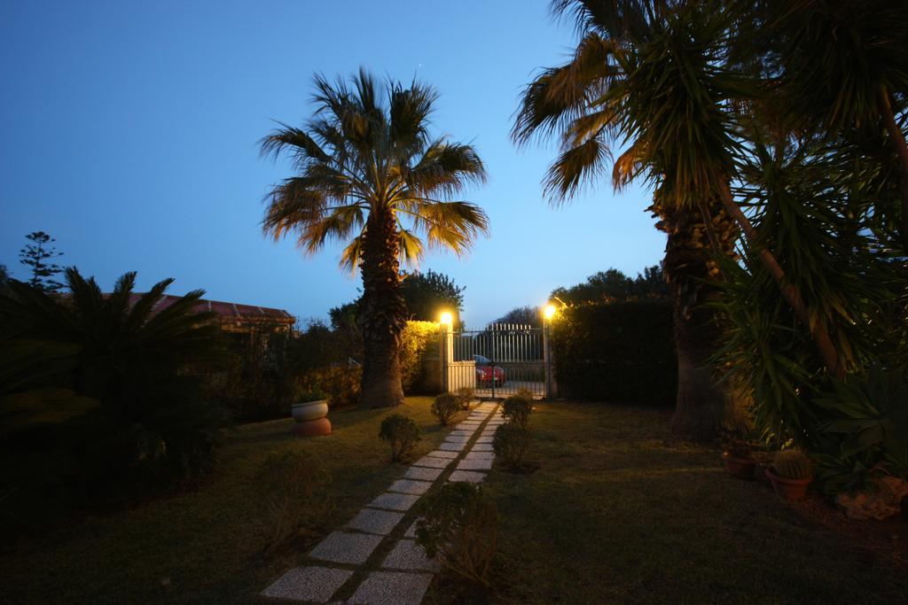 Suite House L'Isola Che Non C'E Фонтане-Бьянке Экстерьер фото